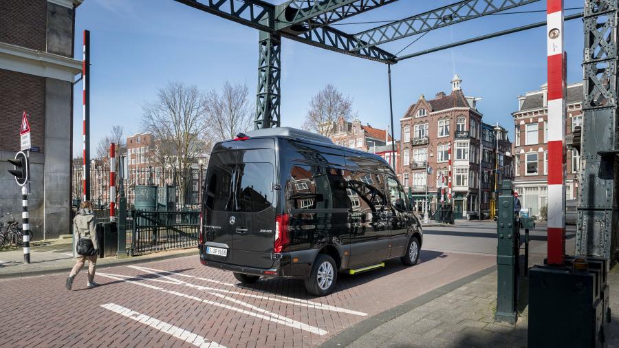  Mercedes-Benz Sprinter 319 CDI Tourer 2018 года  (WW) (фото 32 из 35)